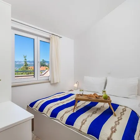 Romana And Tea * Silo (Krk)