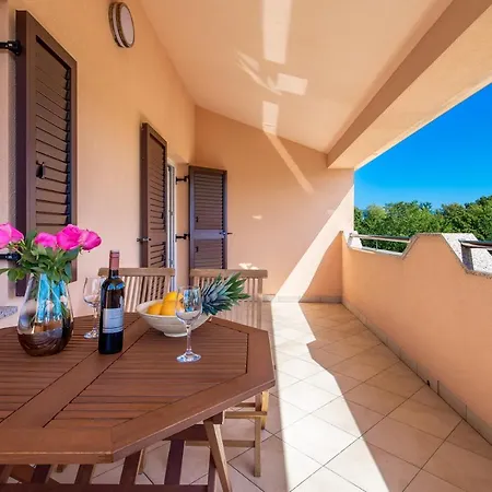 Romana And Tea Šilo