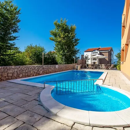 Romana And Tea * Silo (Krk)