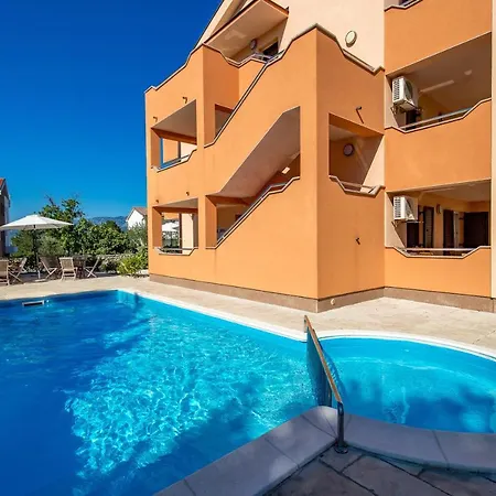 Apartman Romana And Tea