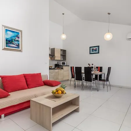 Apartman Romana And Tea Silo (Krk)